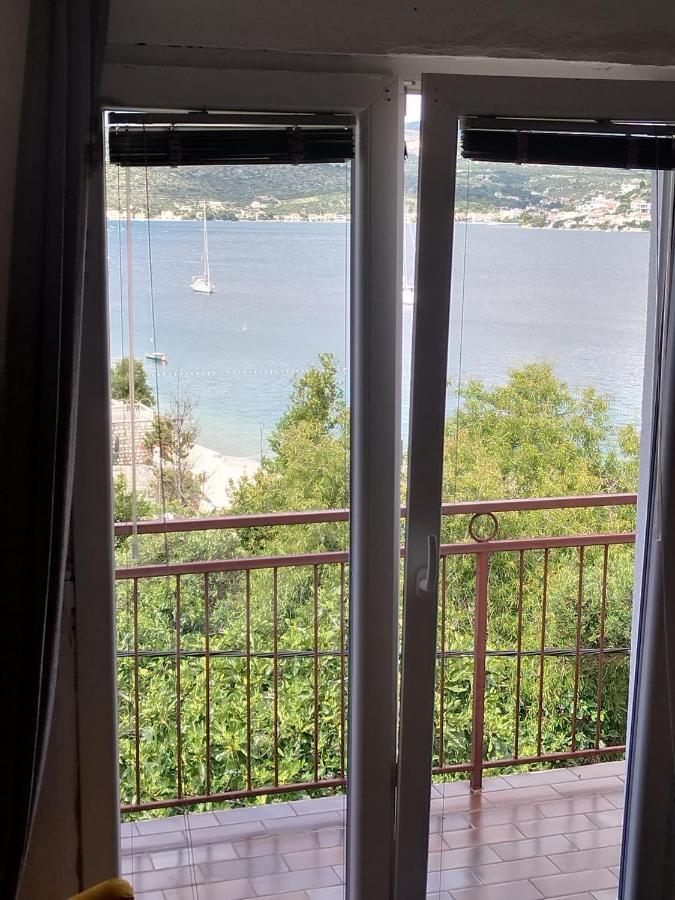 Apartmani Radic Rg Rogoznica  Exterior foto